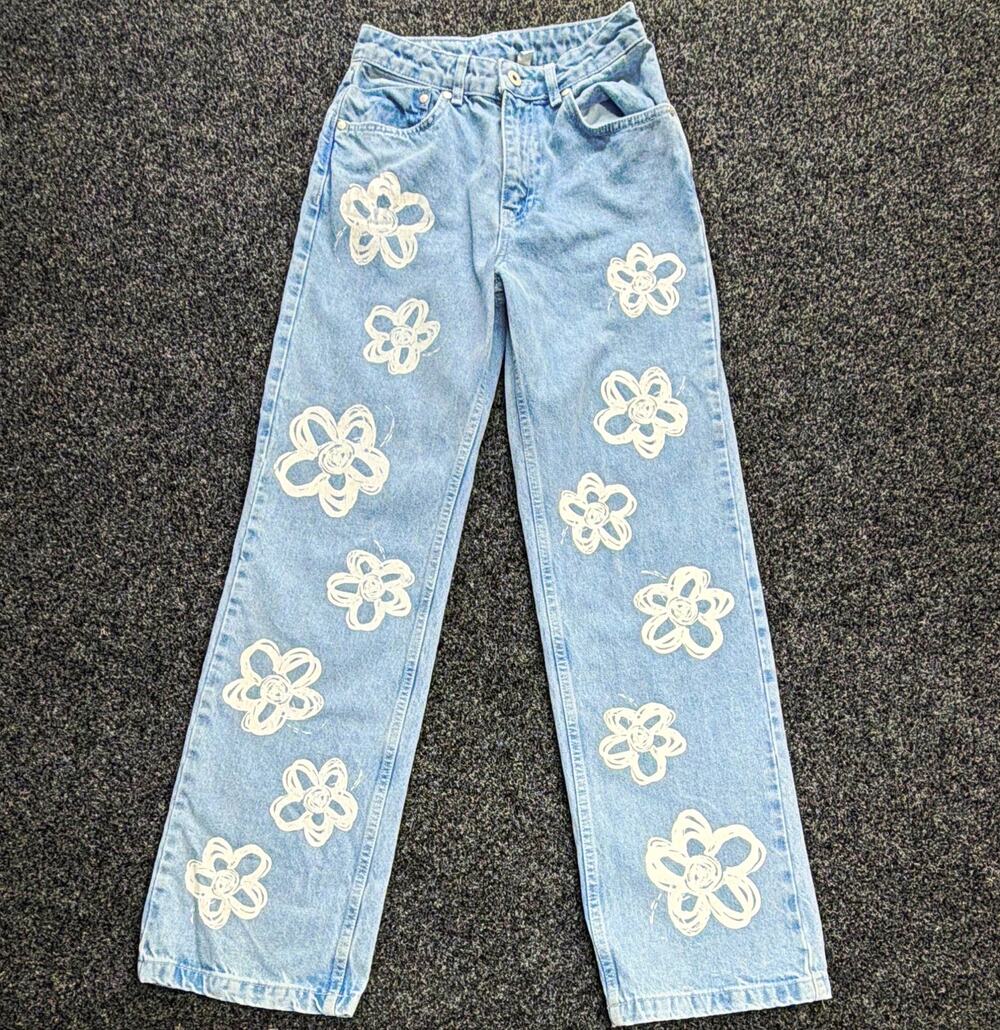 Ragged Jeans Women’s Light Wash Blue Floral Print Straight Leg 5-Pocket Jeans 24